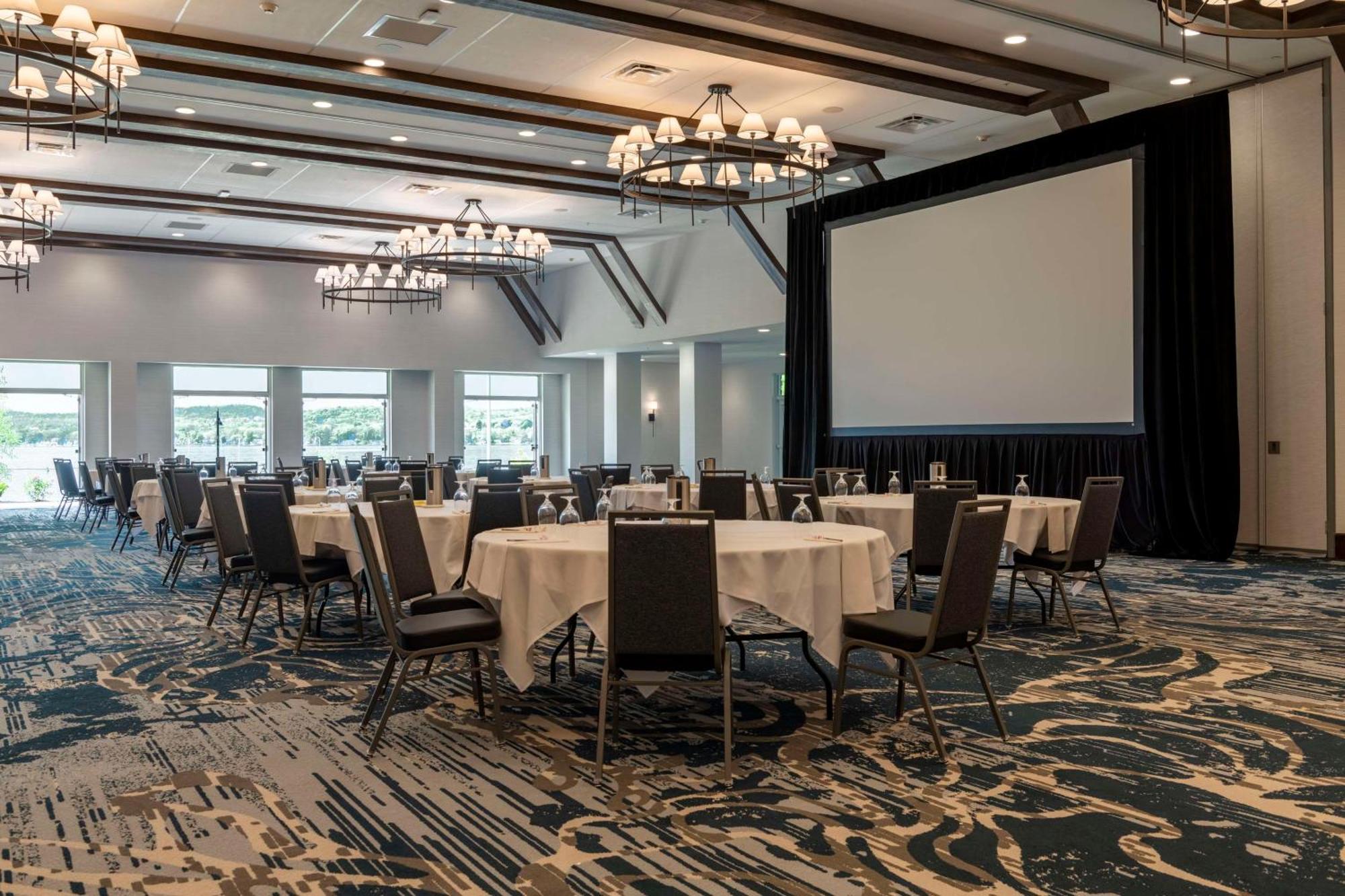 Hotel Canandaigua, Tapestry Collection By Hilton