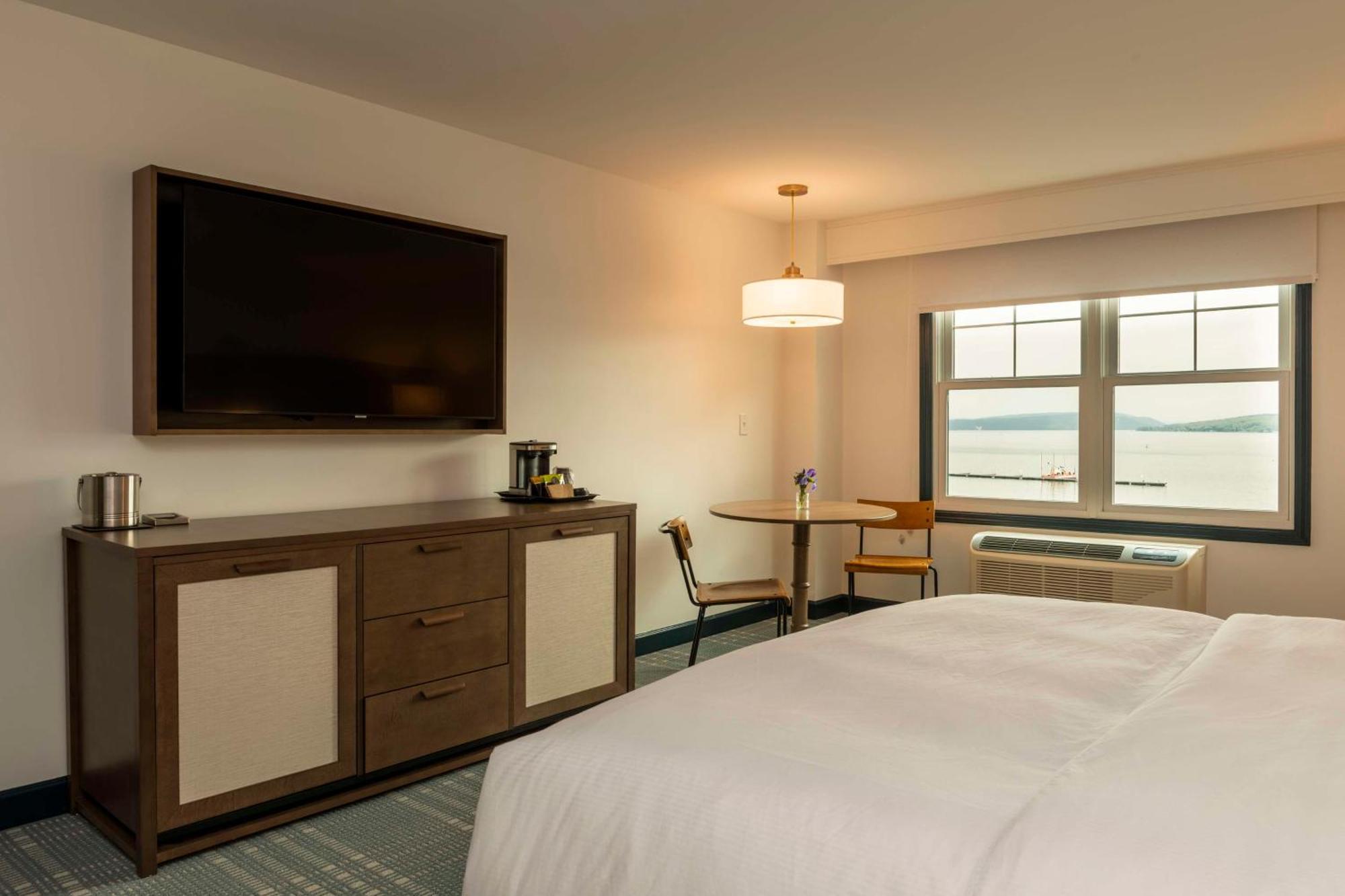 Canandaigua, Tapestry Collection By Hilton Hotel